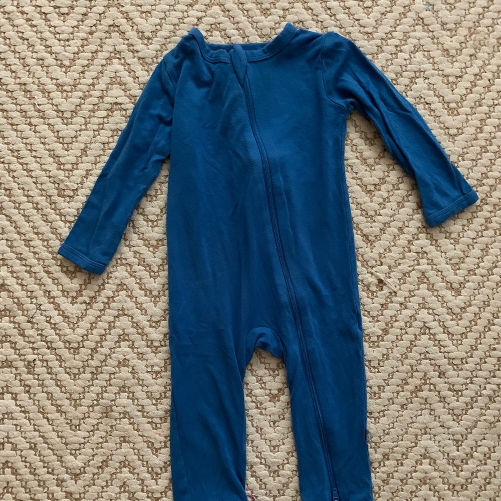 Kyte baby romper 💙